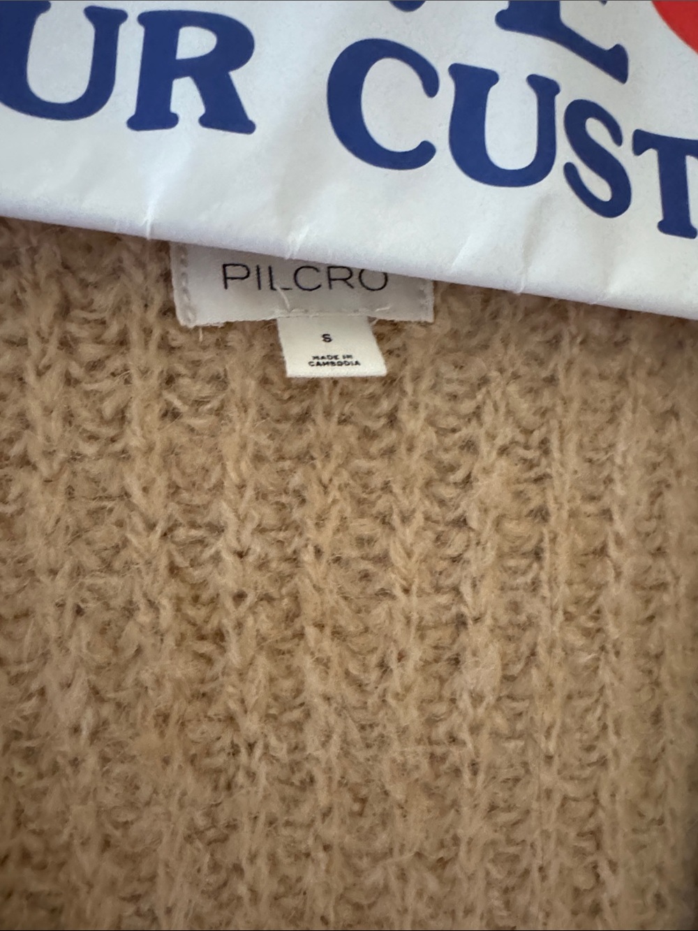 Cozy Beige Button-Front Knit Cardigan Sweater - Picture 3 of 4